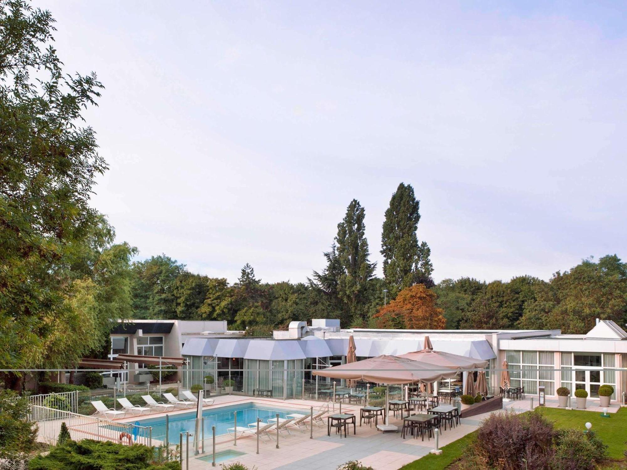 Novotel Evry Hotel 4*